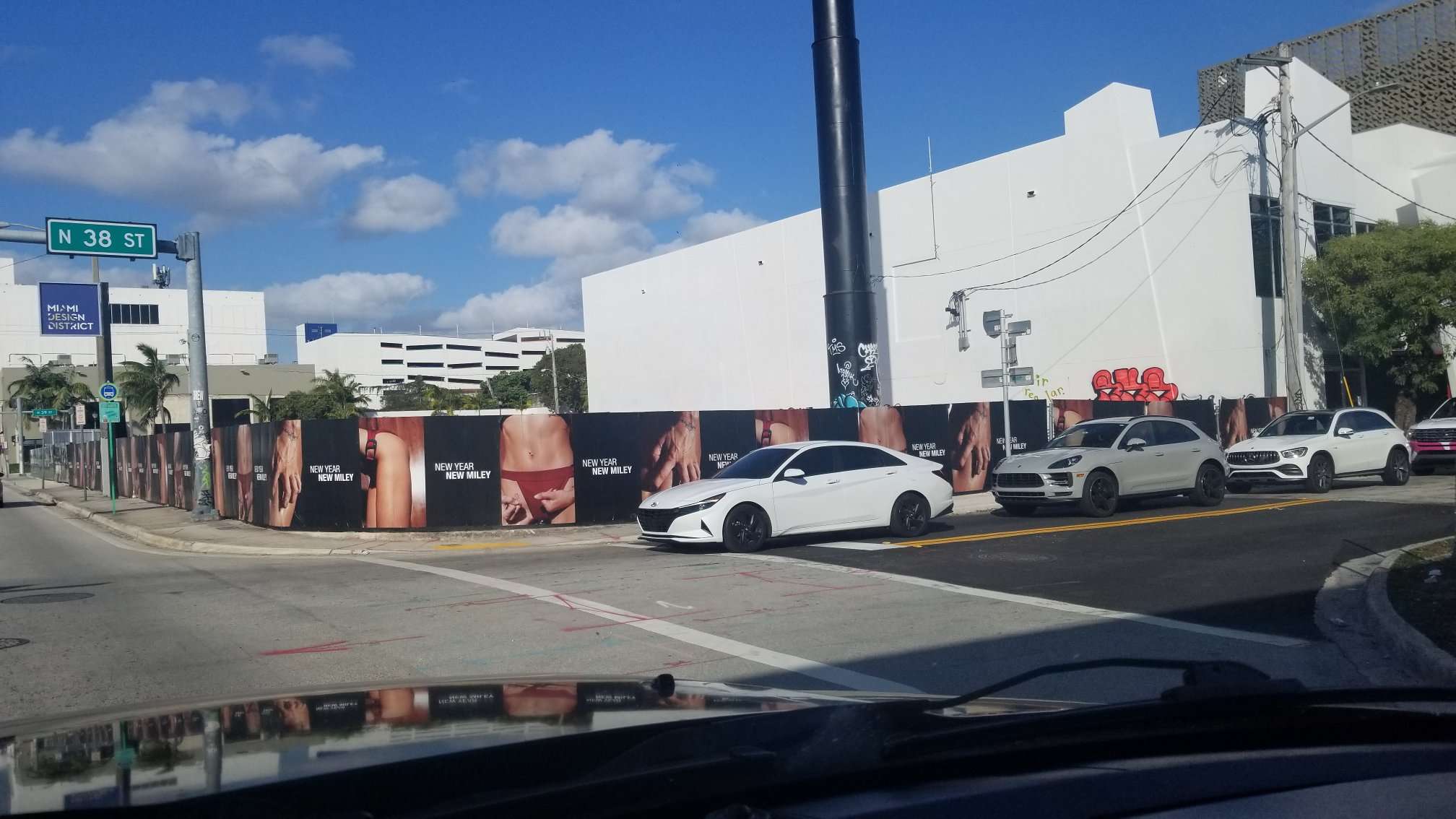 Miley Cyrus OOH Advertising Flowers Miami N 38th Street