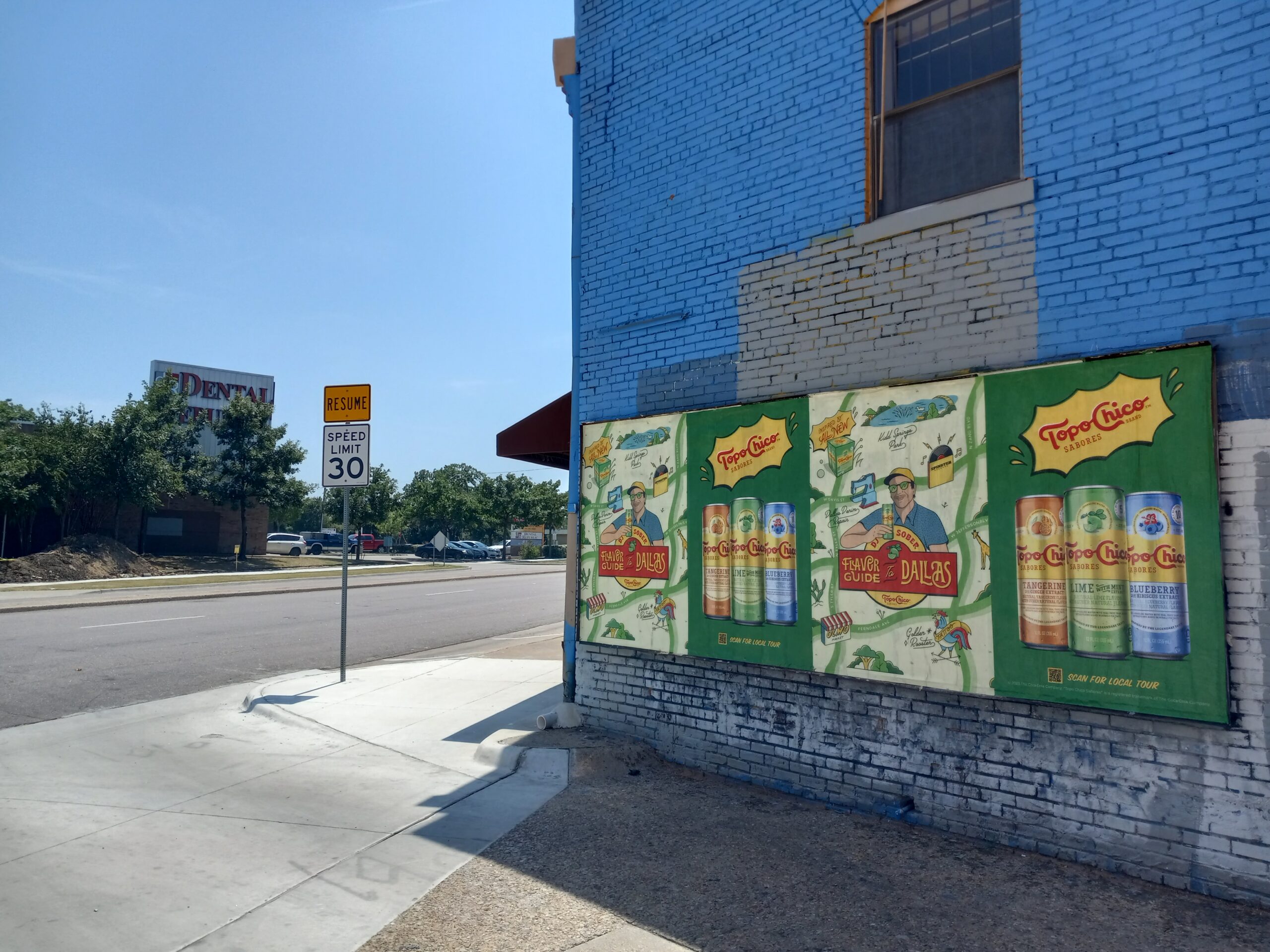 Topo Chico Sabores Street-Level Billboard Dallas E Jefferson Blvd and S Lancaster Ave